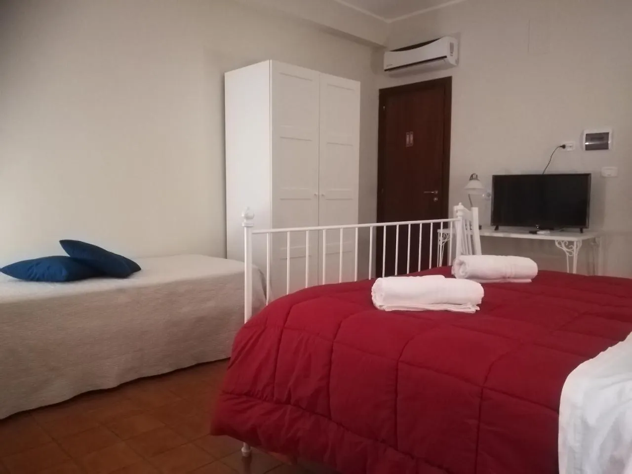 La Dimora Dei Sette Arcangeli Palermo Italy